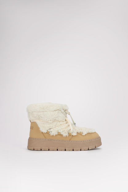 Cyra Women's Lace Up Boot