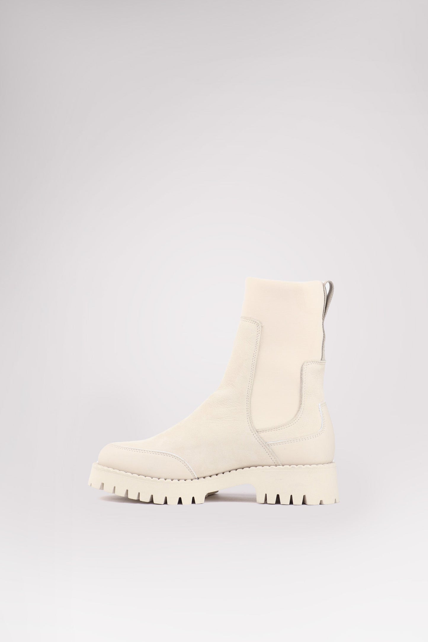 Nahya High Women's High Chelsea Boot