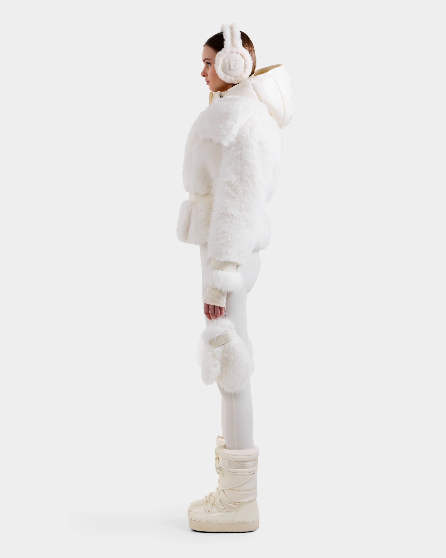 CHLOE - 8125619 Iceland