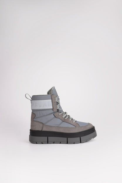 Halo Women's Boot w/Ice Grippers