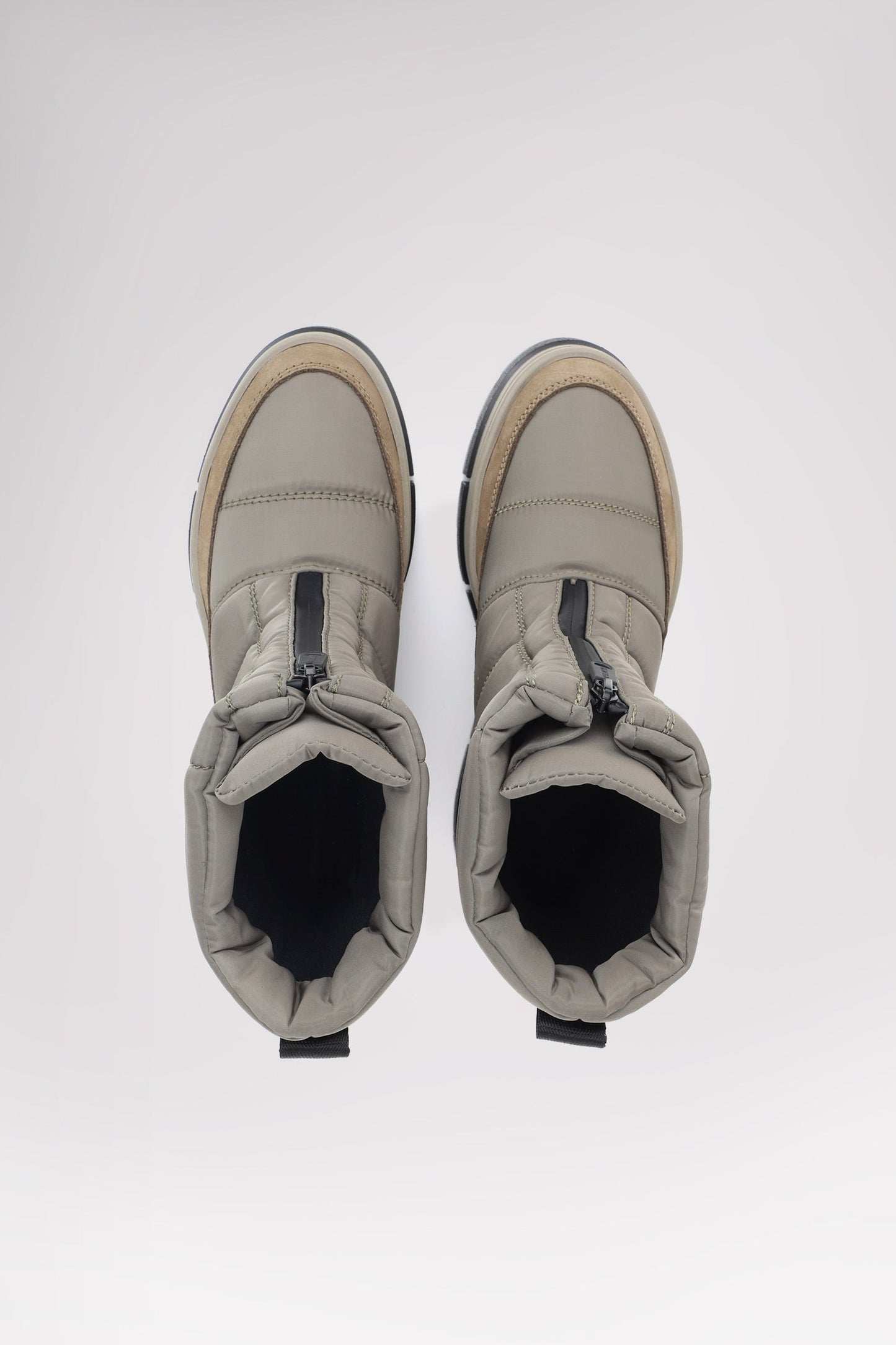 Helene Women's Boot w/Ice Grippers