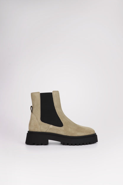 Janet Women's Pull On Boot