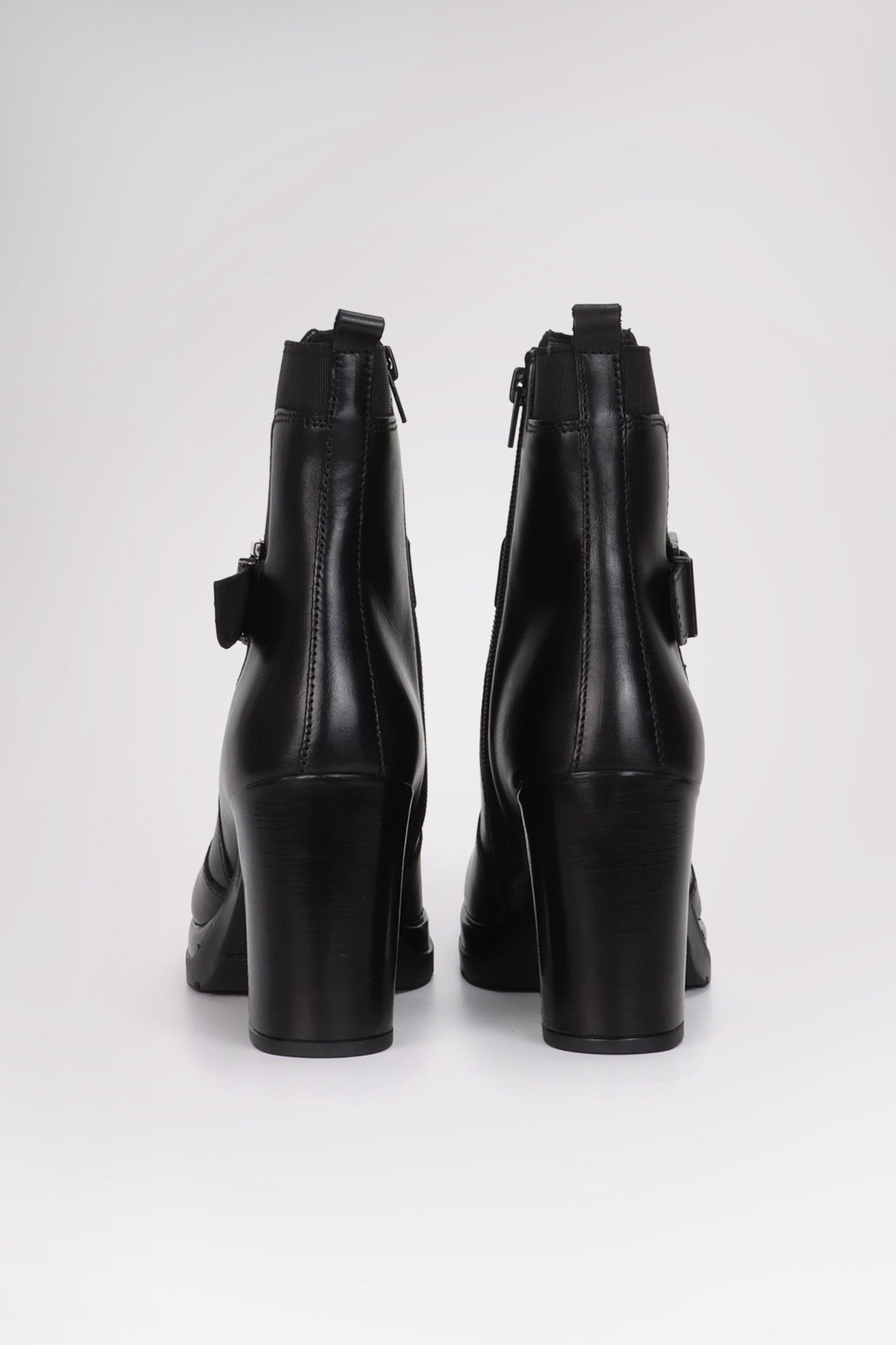 San Remo Women's Side Zip Boot