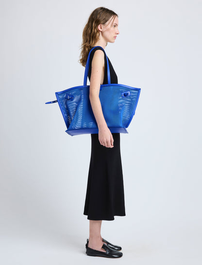 Days Carryall in Mesh