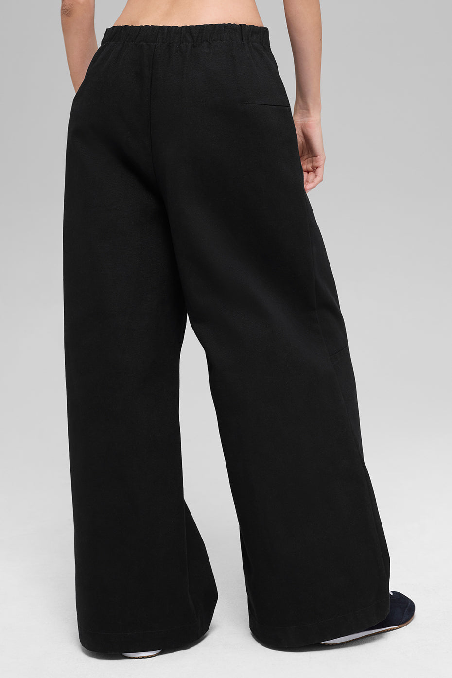 High-Waist Main Character Wide Leg Trouser - Black